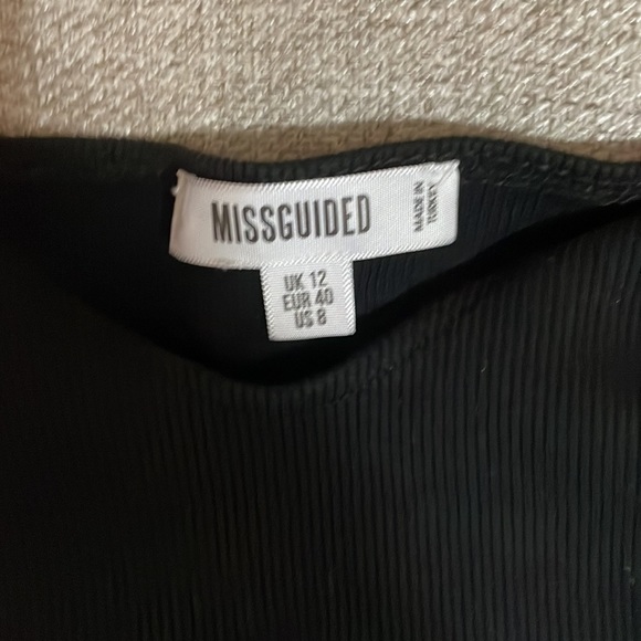 Missguided black flare arm top - Picture 2 of 2